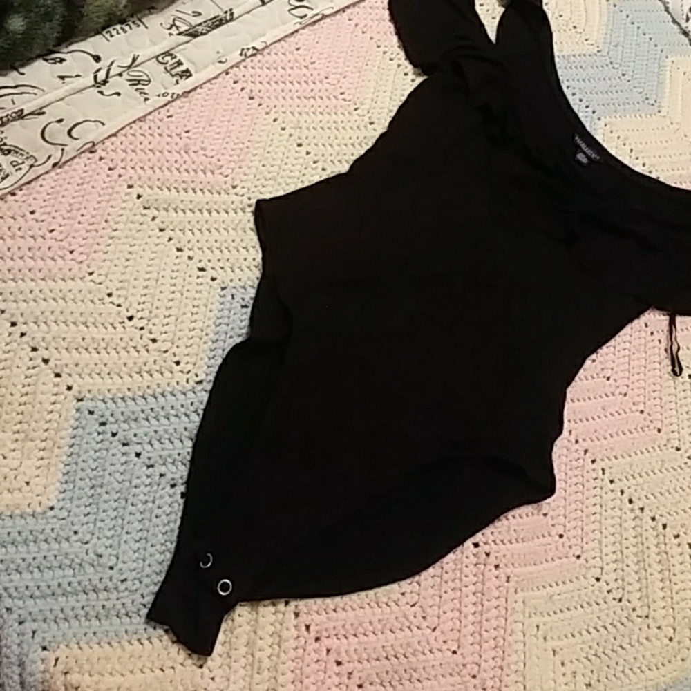 Body suit - Picture 4 of 4